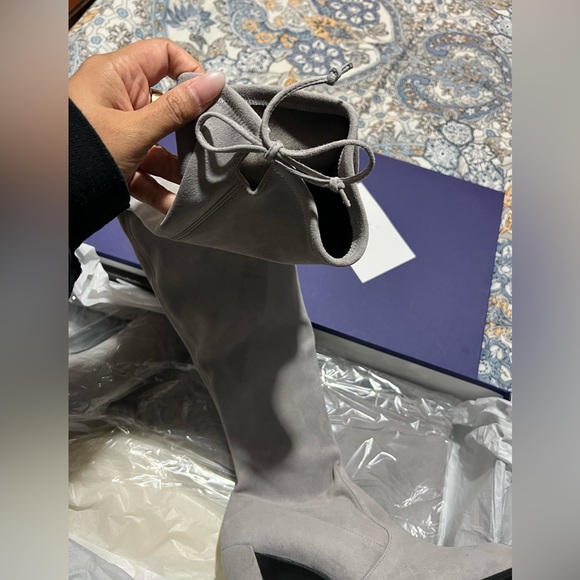 Stuart Weitzman BNWB HILINE Over the Knee High Grey Suede Boots Sz 11. - Picture 4 of 6